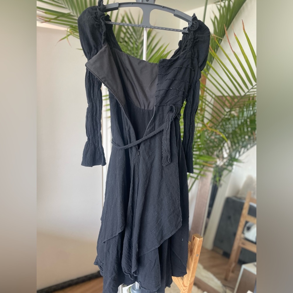 SIMSIM Wide neck Ruffled Midi Dress - Picture 5 of 10